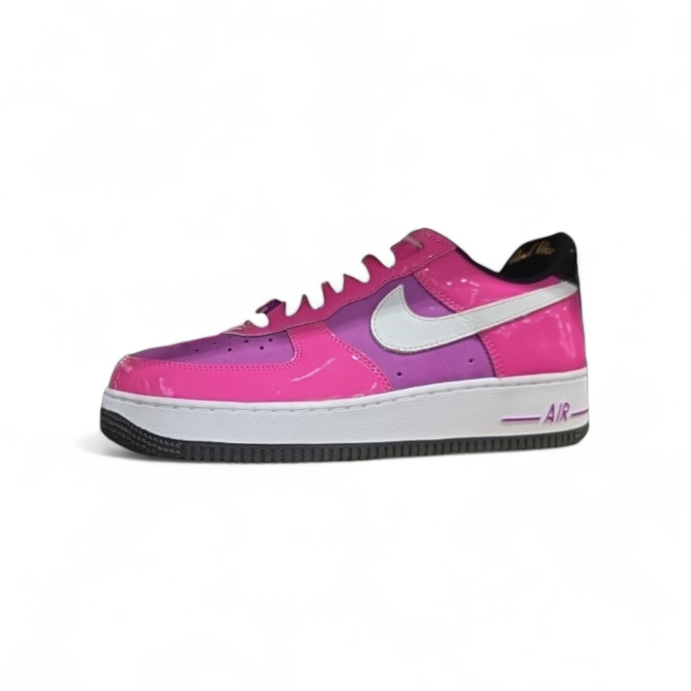 Nike Women's Athletic Shoes in Pink and Purple